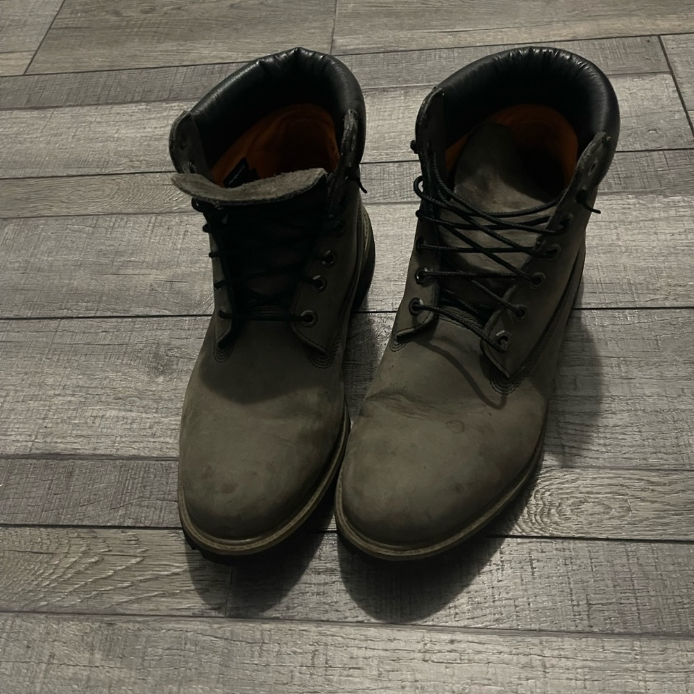 Men’s Gray Timberland size 11.5